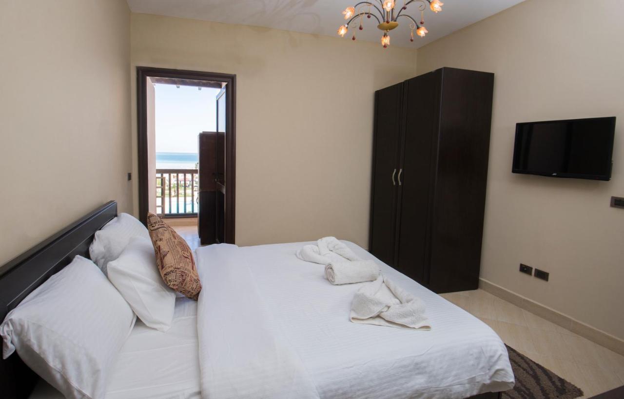 Premium Sea View 2 Bedrooms 2 Bathrooms Apartment Located Within Gravity Hotel & Aquapark Hurghada Bagian luar foto
